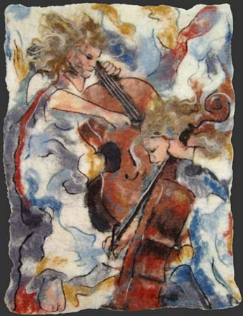 filtet billede af 2 piger der spiller cello